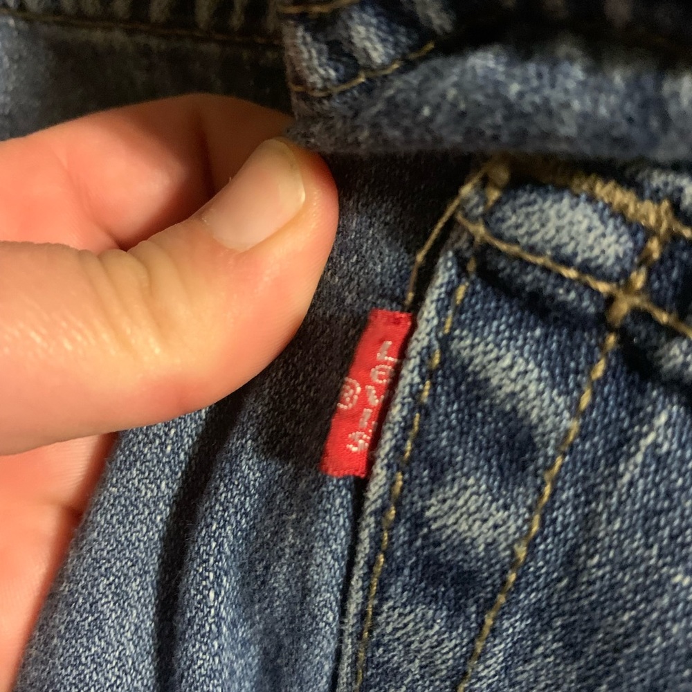 Levi Jeans - Picture 8 of 9